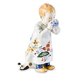 Фигурка Meissen Ребенок пьет из кружки 17 см, фарфор